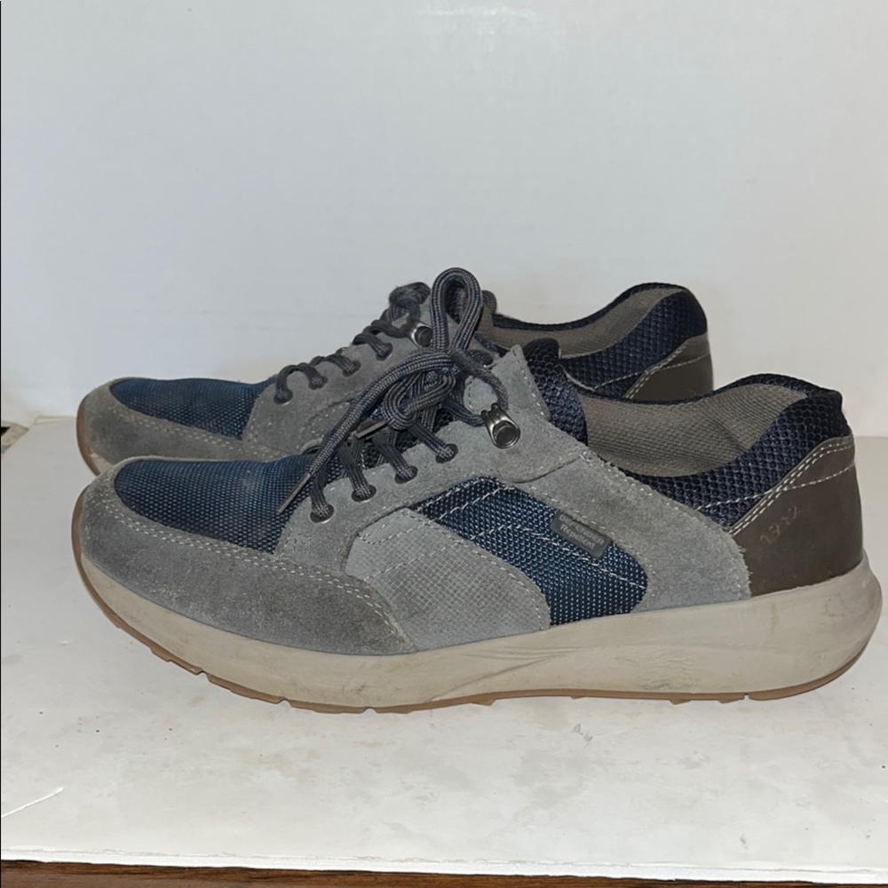 Nunn Bush bloom Gray and Blue Low-Top Sneakers with Cushioned Sole